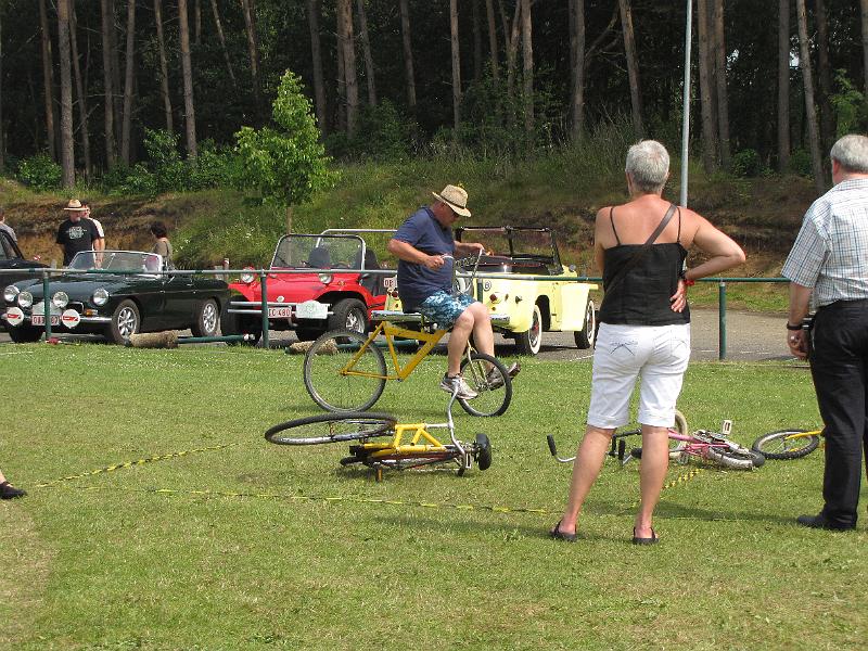 Zelem Zomert On The Beach tijd voor een verfrissing (16).JPG - Geef mij maar een gewone fiets